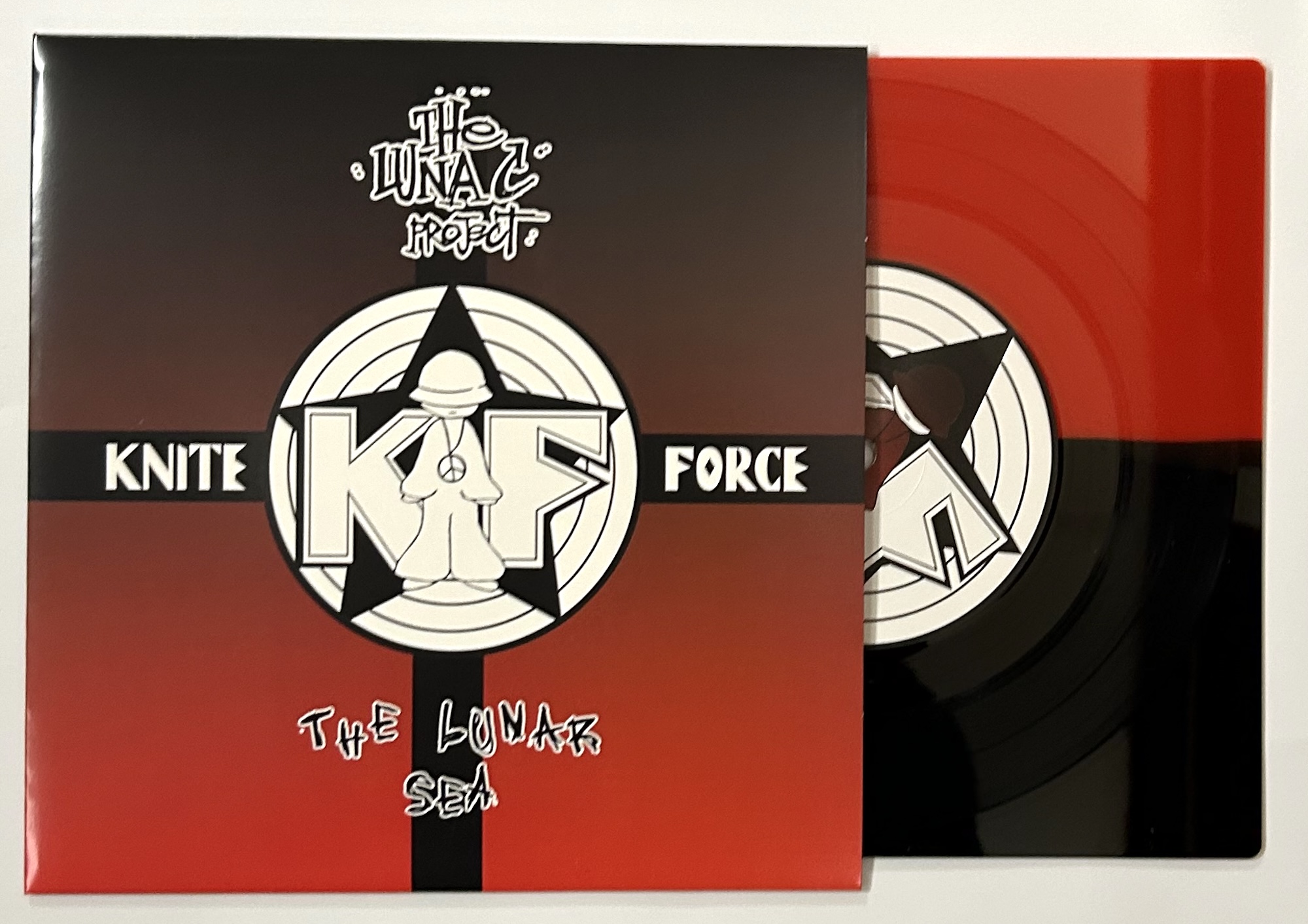 Kniteforce Revolution | Luna-C - The Lunar Sea (Square Red & Black